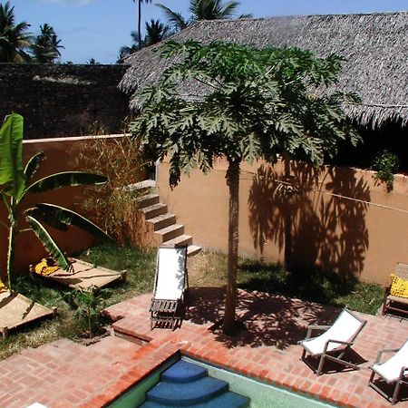 Patio Dos Quintalinhos - Casa Di Gabriele Bed & Breakfast Mosambikøya Eksteriør bilde